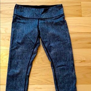 Lululemon cropped pants